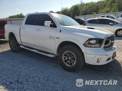 Czwarte zdjęcie samochodu z boku: 2018 RAM 1500 LONGHORN VIN:1C6RR7PT4JS144962 - miniatura