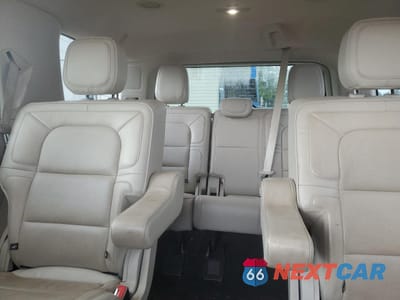 Zdjęcie 10 z 16 samochodu: 2018 LINCOLN NAVIGATOR RESERVE VIN:5LMJJ2LT2JEL22378 - miniatura