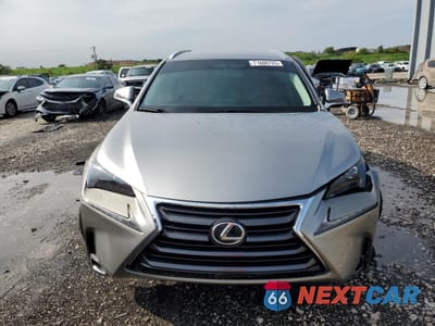 Piąte zdjęcie samochodu w środku: 2017 LEXUS NX 200T BASE VIN:JTJYARBZ5H2083955 - miniatura