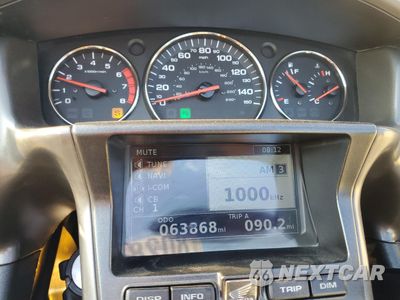 Zdjęcie 7 z 9 samochodu: 2010 HONDA GL1800 VIN:1HFSC47H7AA902889 - miniatura