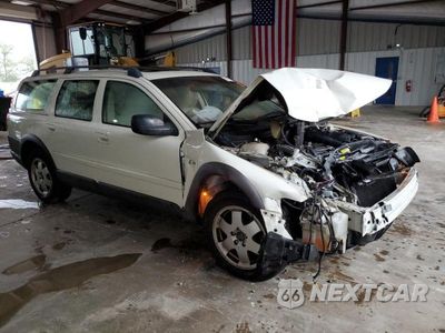 Czwarte zdjęcie samochodu z boku: 2002 VOLVO V70 XC VIN:YV1SZ58D321052975 - miniatura