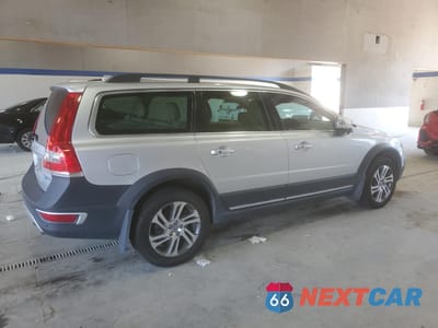 Trzecie zdjęcie samochodu z tyłu: 2015 VOLVO XC70 T5 PLATINUM VIN:YV440MBM5F1212997 - miniatura