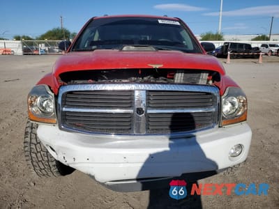 Piąte zdjęcie samochodu w środku: 2004 DODGE DURANGO SLT VIN:1D4HB48N14F127091 - miniatura