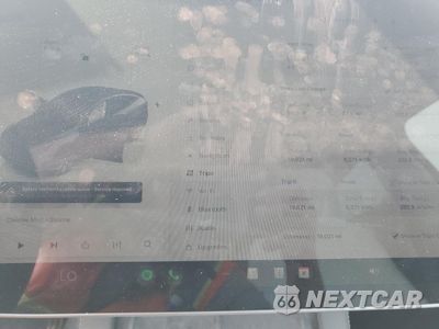 Zdjęcie 9 z 14 samochodu: 2024 TESLA MODEL Y VIN:7SAYGDEE4RA215776 - miniatura