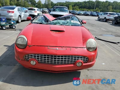 Piąte zdjęcie samochodu w środku: 2002 FORD THUNDERBIRD VIN:1FAHP60A02Y100975 - miniatura