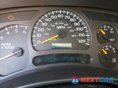 Zdjęcie 9 z 12 samochodu: 2004 CHEVROLET TAHOE C1500 VIN:1GNEC13VX4R179568 - miniatura