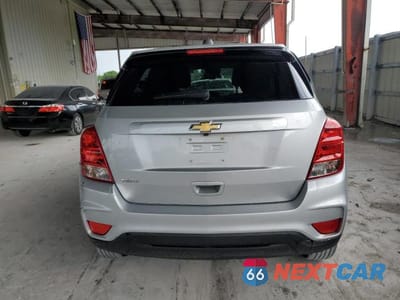 Zdjęcie 6 z 13 samochodu: 2022 CHEVROLET TRAX LS VIN:KL7CJKSM6NB545280 - miniatura