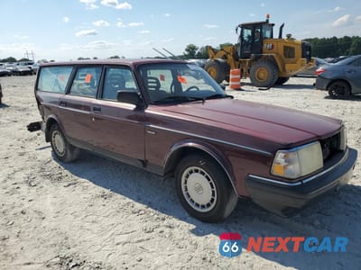 Czwarte zdjęcie samochodu z boku: 1993 VOLVO 240 VIN:YV1AW8801P1947696 - miniatura