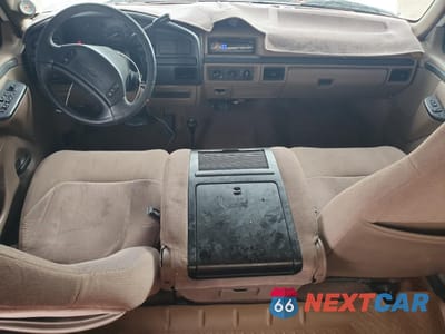 Zdjęcie 8 z 12 samochodu: 1996 FORD F350 VIN:1FTJW36G6TEB23639 - miniatura