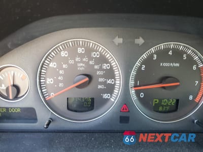 Zdjęcie 9 z 12 samochodu: 2005 VOLVO V70 FWD VIN:YV1SW592452482163 - miniatura