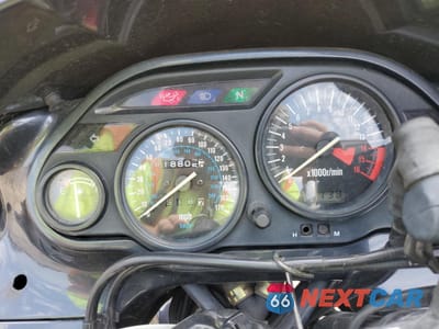 Zdjęcie 7 z 10 samochodu: 2001 KAWASAKI ZX600 E VIN:JKAZX4E171B516805 - miniatura