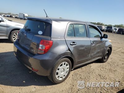 Trzecie zdjęcie samochodu z tyłu: 2013 TOYOTA SCION XD VIN:JTKKUPB4XD1037300 - miniatura