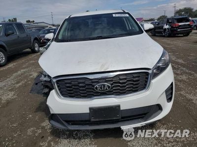 Piąte zdjęcie samochodu w środku: 2019 KIA SORENTO LX VIN:5XYPG4A58KG494018 - miniatura