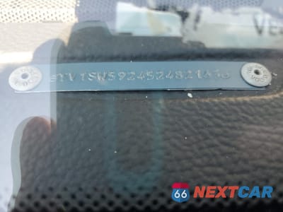 Zdjęcie 12 z 12 samochodu: 2005 VOLVO V70 FWD VIN:YV1SW592452482163 - miniatura