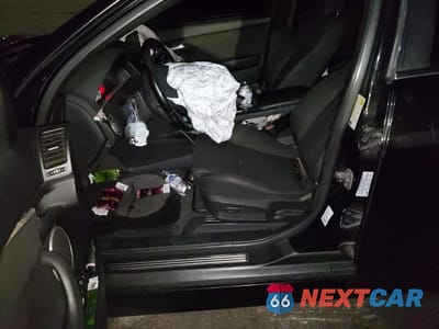 Zdjęcie 7 z 12 samochodu: 2009 PONTIAC G8 VIN:6G2ER57779L228706 - miniatura