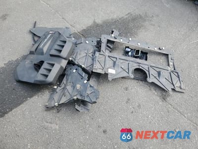 Zdjęcie 12 z 13 samochodu: 2022 BMW M4 COMPETITION VIN:WBS43AZ05NCH74893 - miniatura
