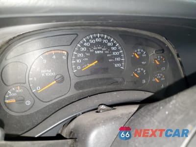 Zdjęcie 9 z 13 samochodu: 2003 GMC SIERRA K2500 HEAVY DUTY VIN:1GTHK24173E100289 - miniatura