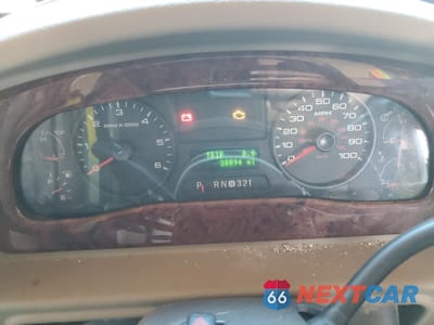 Zdjęcie 8 z 12 samochodu: 2014 FORD F53 VIN:1F65F5DY7E0A13162 - miniatura
