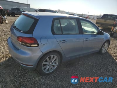 Trzecie zdjęcie samochodu z tyłu: 2011 VOLKSWAGEN GOLF VIN:WVWNM9AJ9BW314719 - miniatura