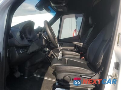 Zdjęcie 7 z 13 samochodu: 2020 MERCEDES-BENZ SPRINTER 2500 VIN:W1Y4EDHY9LT037311 - miniatura