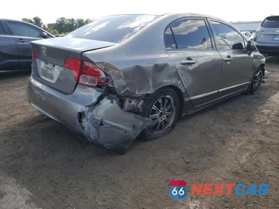 Trzecie zdjęcie samochodu z tyłu: 2008 HONDA CIVIC LX VIN:2HGFA16558H327468 - miniatura