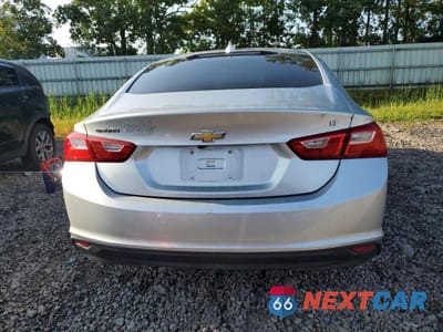 Zdjęcie 6 z 12 samochodu: 2016 CHEVROLET MALIBU LT VIN:1G1ZE5ST5GF265946 - miniatura