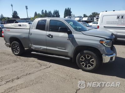 Czwarte zdjęcie samochodu z boku: 2021 TOYOTA TUNDRA DOUBLE CAB SR VIN:5TFUY5F11MX975336 - miniatura