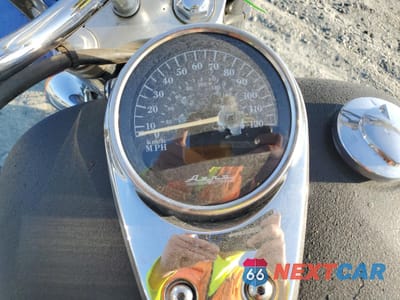 Zdjęcie 7 z 9 samochodu: 2004 HONDA VT750 C VIN:JH2RC50004M000209 - miniatura