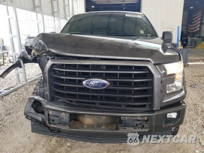 Piąte zdjęcie samochodu w środku: 2017 FORD F150 SUPERCREW VIN:1FTEW1EF9HFB71331 - miniatura