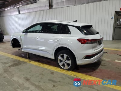 Drugie zdjęcie samochodu z przodu: 2024 AUDI Q4 E-TRON PREMIUM PLUS VIN:WA1LUBFZ2RP057480 - miniatura