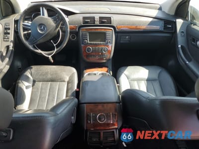 Zdjęcie 8 z 13 samochodu: 2006 MERCEDES-BENZ R 350 VIN:4JGCB65E56A035114 - miniatura