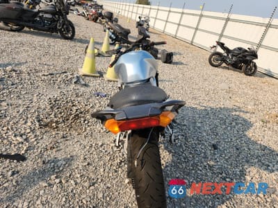 Czwarte zdjęcie samochodu z boku: 2001 APRILIA RST FUTURA VIN:ZD4PWD0071S000219 - miniatura