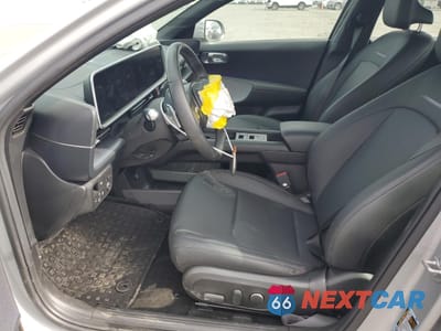 Zdjęcie 7 z 12 samochodu: 2025 HYUNDAI IONIQ 6 SEL VIN:KMHM34AA1SA083177 - miniatura