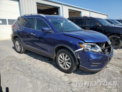 Czwarte zdjęcie samochodu z boku: 2018 NISSAN ROGUE S VIN:5N1AT2MV0JC730063 - miniatura