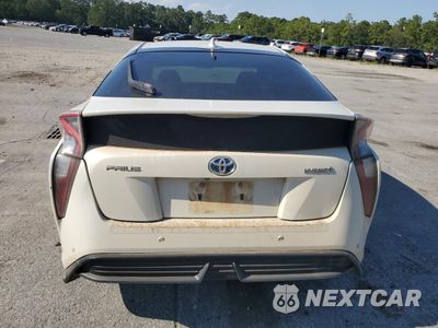 Zdjęcie 6 z 14 samochodu: 2017 TOYOTA PRIUS VIN:JTDKARFU1H3537359 - miniatura