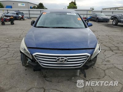 Piąte zdjęcie samochodu w środku: 2015 HYUNDAI SONATA SE VIN:5NPE24AF0FH218705 - miniatura