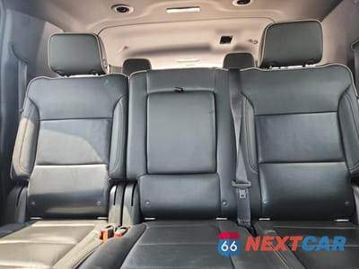 Zdjęcie 10 z 15 samochodu: 2021 GMC YUKON XL C1500 SLT VIN:1GKS1GKDXMR250673 - miniatura