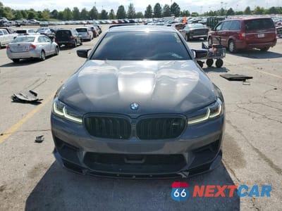 Piąte zdjęcie samochodu w środku: 2021 BMW M5 VIN:WBS83CH05MCH33385 - miniatura