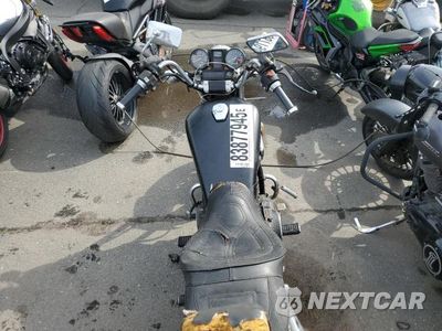 Zdjęcie 6 z 9 samochodu: 1983 HONDA VF750 VIN:JH2RC0712DM107375 - miniatura