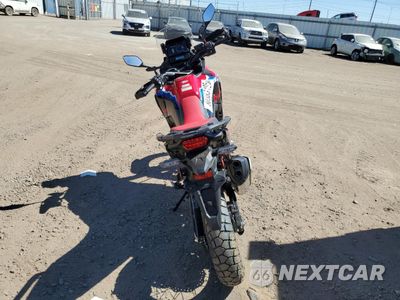 Czwarte zdjęcie samochodu z boku: 2024 HONDA CRF1000 D VIN:JH2SD1558RK000019 - miniatura