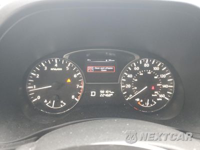 Zdjęcie 9 z 14 samochodu: 2015 NISSAN PATHFINDER S VIN:5N1AR2MN7FC660485 - miniatura