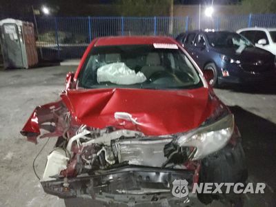 Piąte zdjęcie samochodu w środku: 2014 NISSAN VERSA NOTE S VIN:3N1CE2CP4EL407075 - miniatura