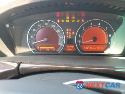 Zdjęcie 9 z 14 samochodu: 2006 BMW 750 I VIN:WBAHL83506DT07215 - miniatura