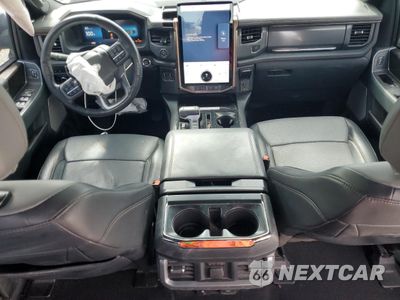 Zdjęcie 8 z 14 samochodu: 2023 FORD F150 LIGHTNING PRO VIN:1FTVW1EV9PWG26295 - miniatura