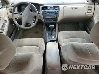 Zdjęcie 8 z 12 samochodu: 2000 HONDA ACCORD LX VIN:1HGCG5647YA017627 - miniatura