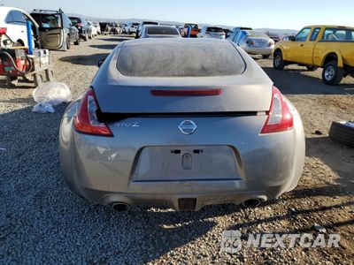 Zdjęcie 6 z 13 samochodu: 2010 NISSAN 370Z VIN:JN1AZ4EH2AM506040 - miniatura