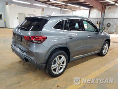 Trzecie zdjęcie samochodu z tyłu: 2021 MERCEDES-BENZ GLA 250 4MATIC VIN:W1N4N4HB1MJ114372 - miniatura