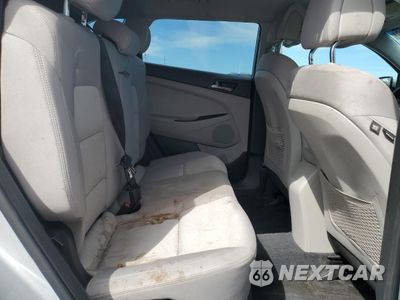 Zdjęcie 11 z 15 samochodu: 2018 HYUNDAI TUCSON SEL VIN:KM8J33A49JU612038 - miniatura