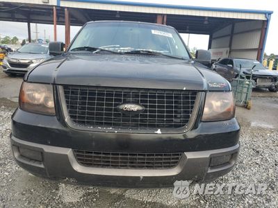 Piąte zdjęcie samochodu w środku: 2005 FORD EXPEDITION XLT VIN:1FMPU15545LB05347 - miniatura