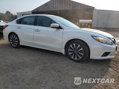 Czwarte zdjęcie samochodu z boku: 2016 NISSAN ALTIMA 2.5 VIN:1N4AL3AP5GC267044 - miniatura